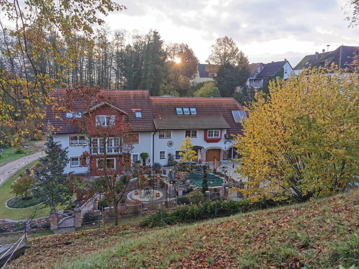 Gaestezimmer Reitinger Siegenburg Exteriör bild