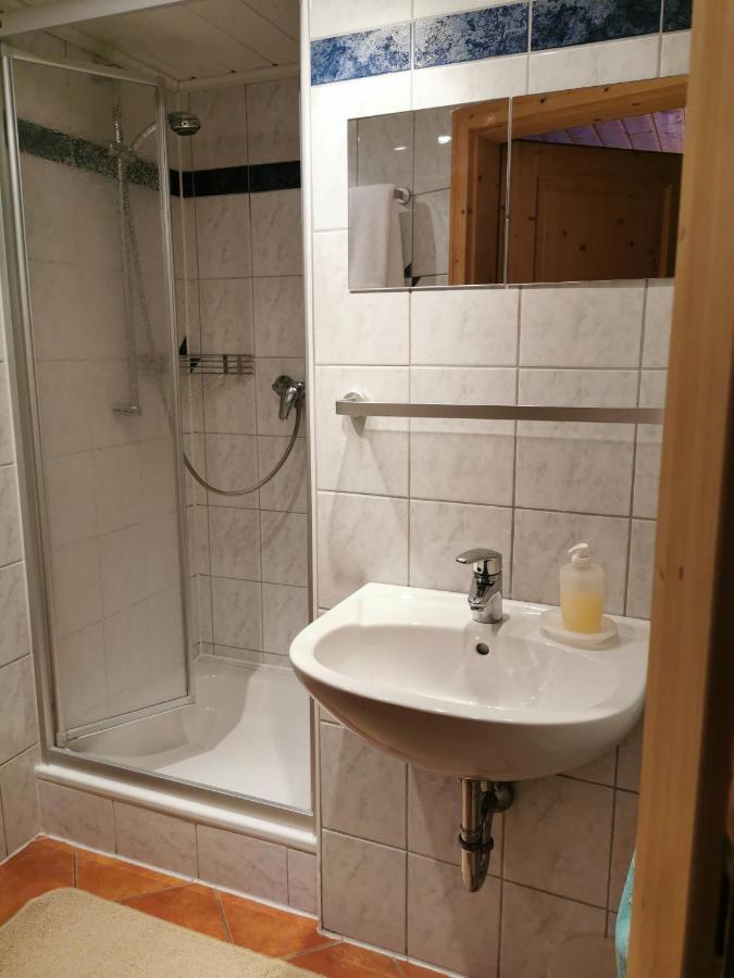 Gaestezimmer Reitinger Siegenburg Exteriör bild